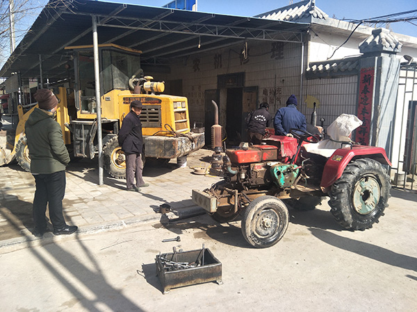 敦煌市郭家堡镇：“农机保姆”春耕忙